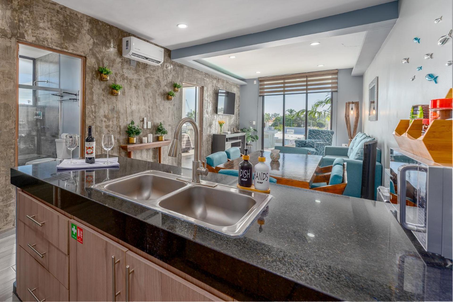 New & Modern, 5 Star Area, Walk 2 Beach, Pool, Views, King Bed Mazatlán Exterior foto